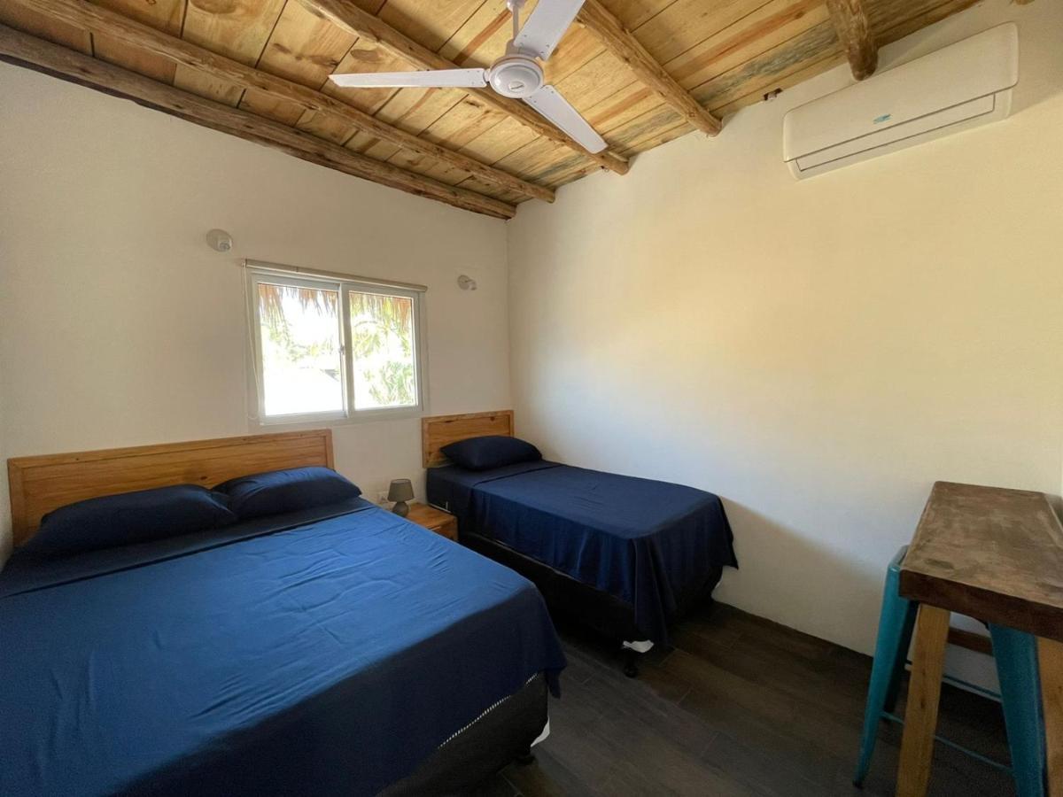Black Sand Beachhouse مونتيريكو المظهر الخارجي الصورة