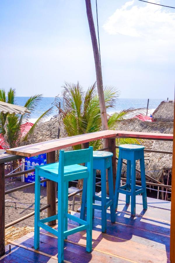 Black Sand Beachhouse مونتيريكو المظهر الخارجي الصورة